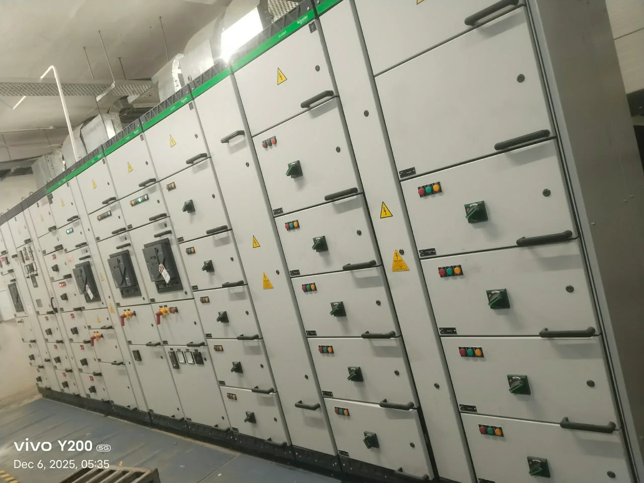 Indoor switchgear and electrical panel room