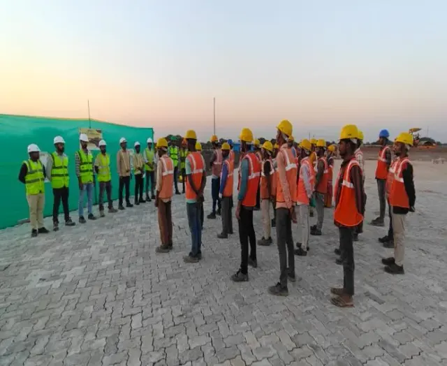Site crew at the end of a shift
