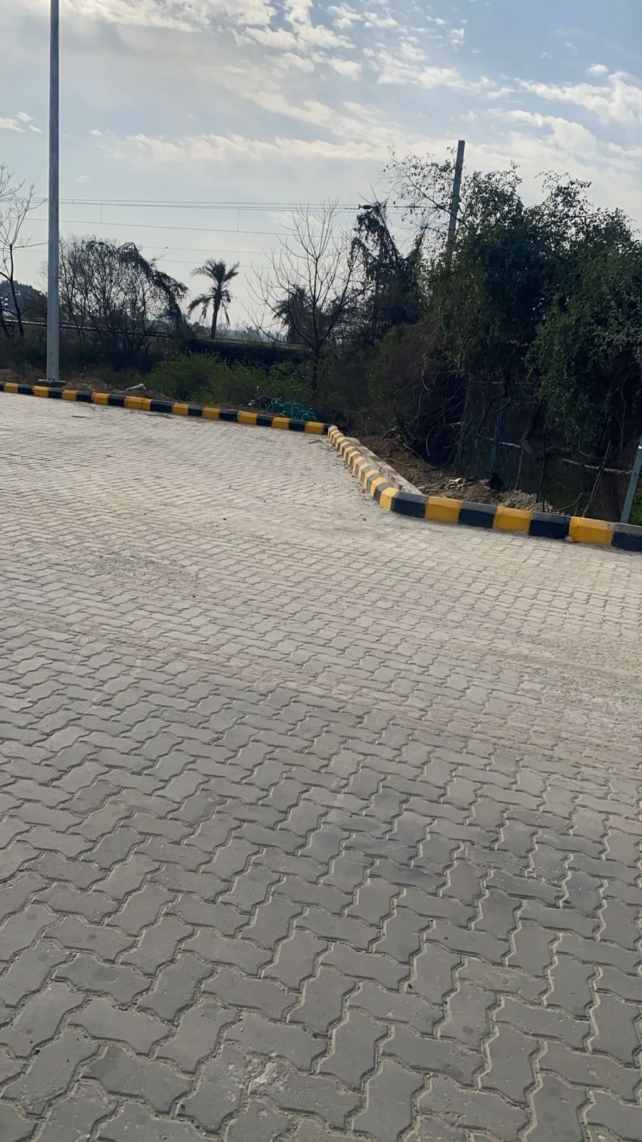 Paved yard corner with kerbing at the Nagpur ICD